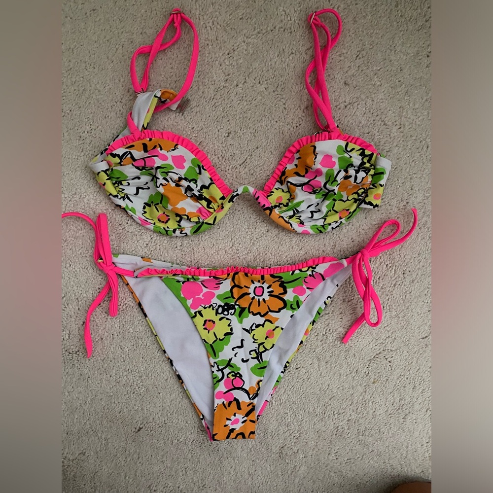 Floral bikini
